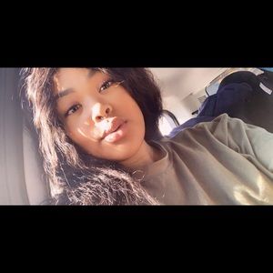 Meet your Posher, Jillian